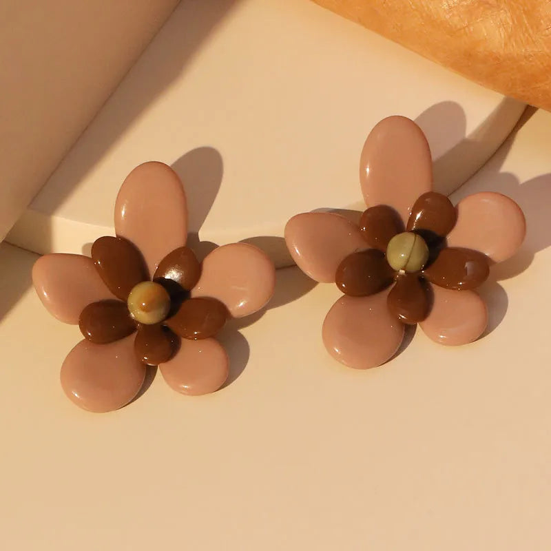 Polished Acrylic Flower Earrings