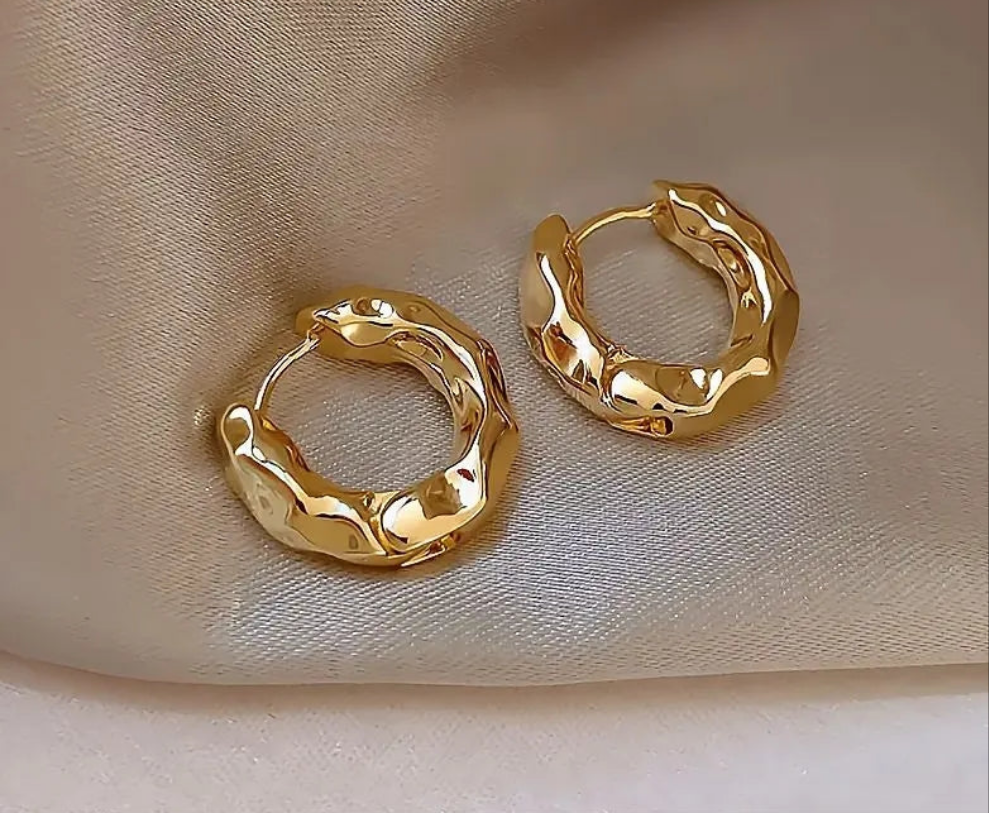 Minimalist Textured Hoop Earrings in Stainless Steel.