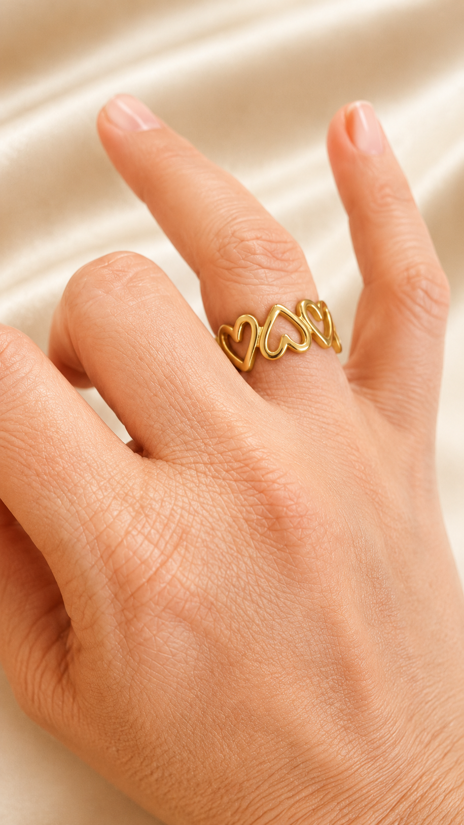 Golden Hearts Ring – Stainless Steel