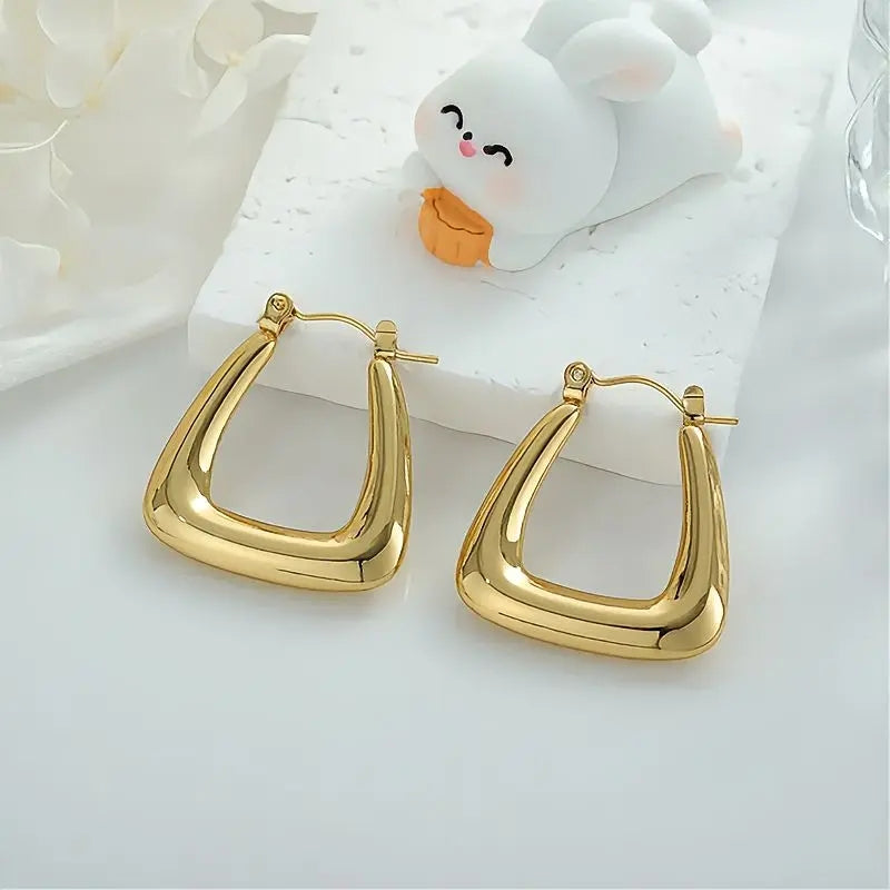 Minimal Sculpted Gold  Earrings